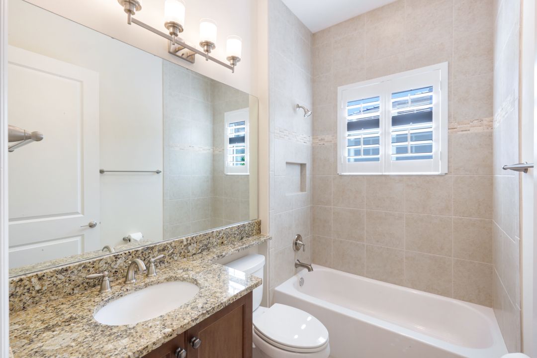 28564 Twain Dr, Bonita Springs, FL 34135