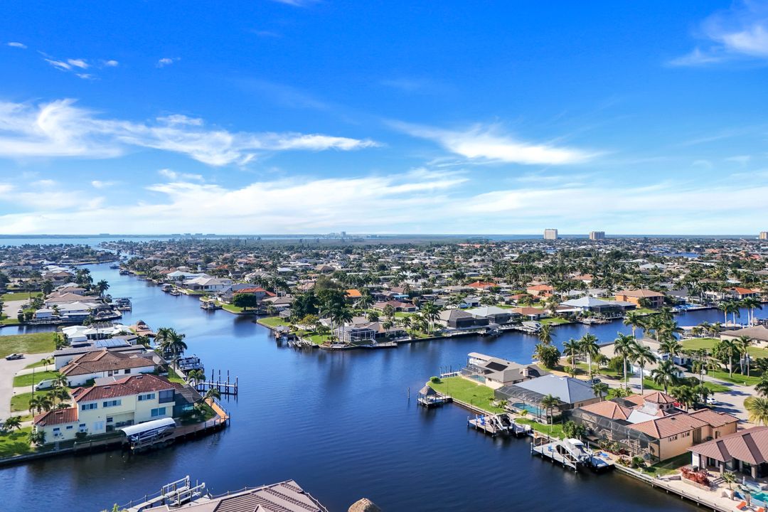 101 SW 50th St, Cape Coral, FL 33914