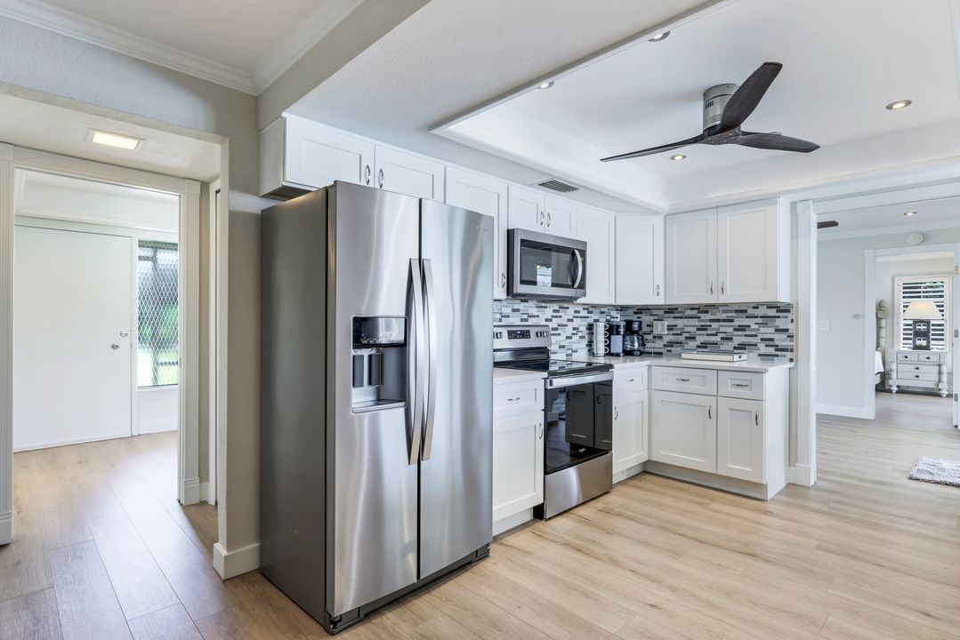 5205 Savoy Ct, Cape Coral, FL 33904