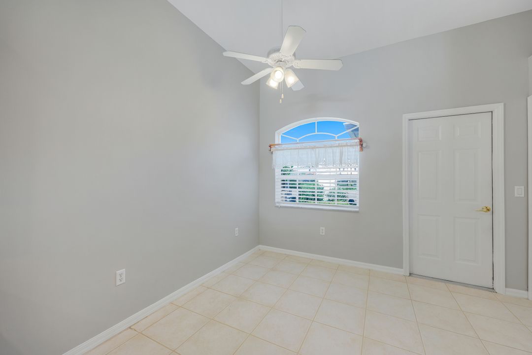 6504 Castlelawn Pl, Naples, FL 34113