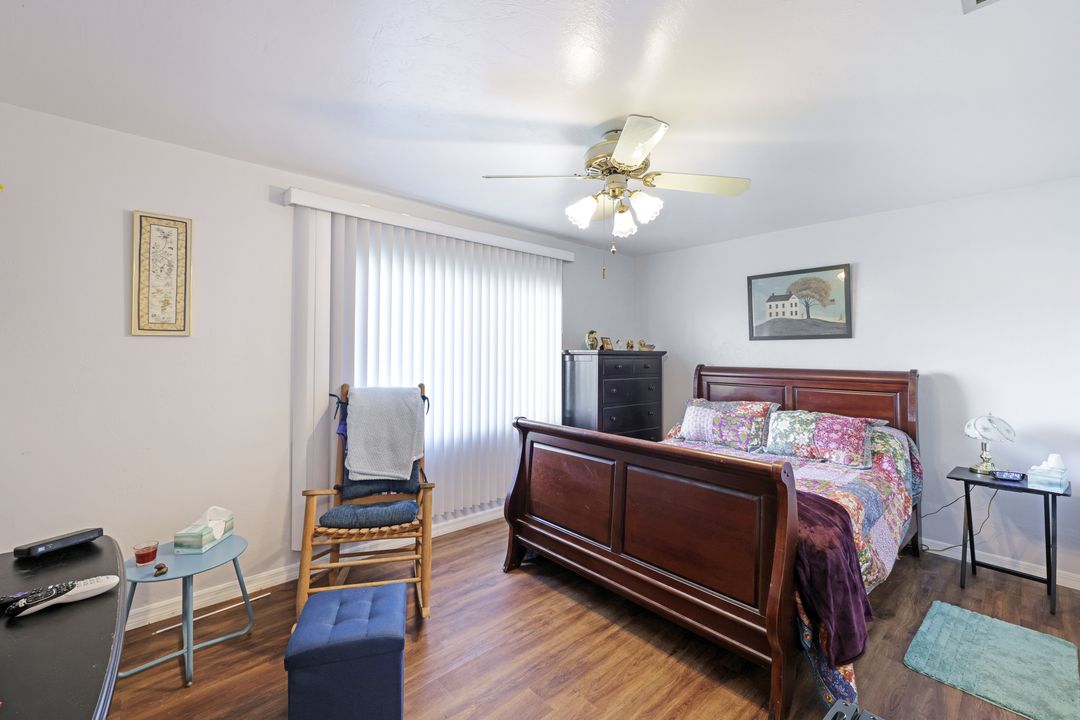 210 SE 19th Ln, Cape Coral, FL 33990
