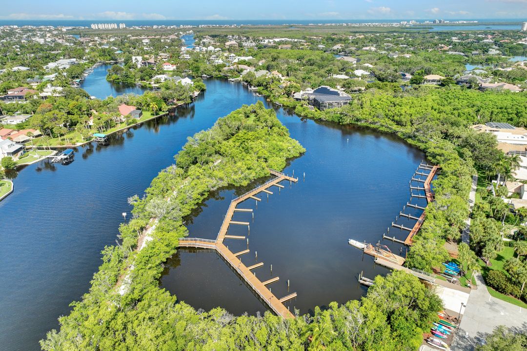 3490 Thornbury Ln, Bonita Springs, FL 34134