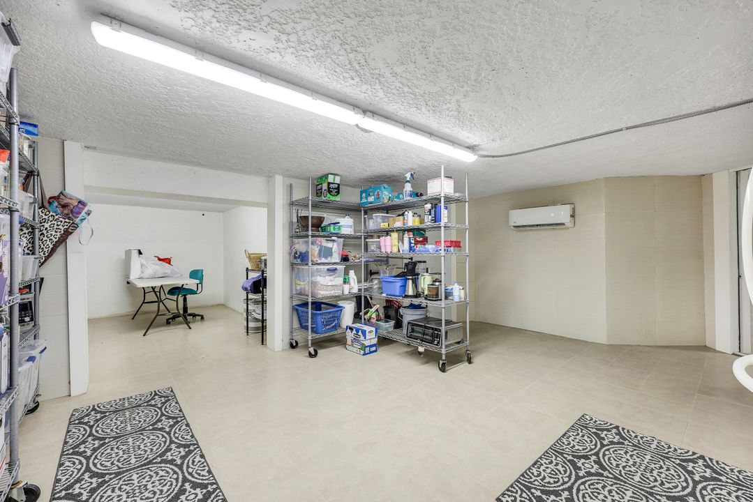 375 Germain Ave, Naples, FL 34108