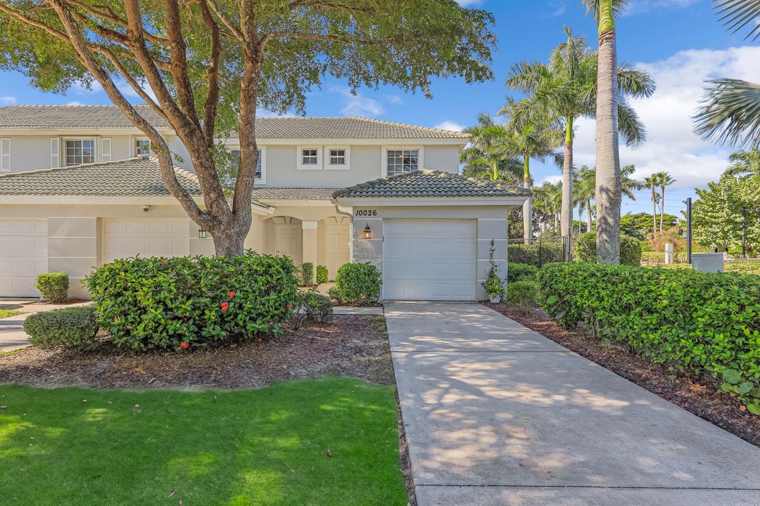 10026 Pacific Pines Ave, Fort Myers, FL 33966