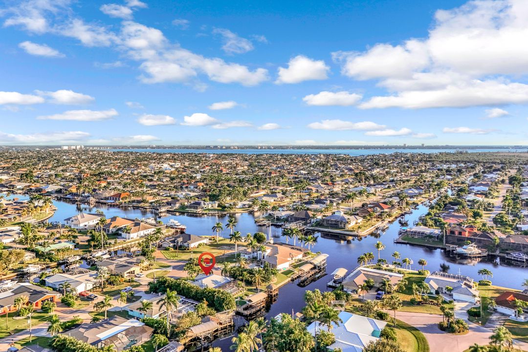 4934 SW 2nd Pl, Cape Coral, FL 33914