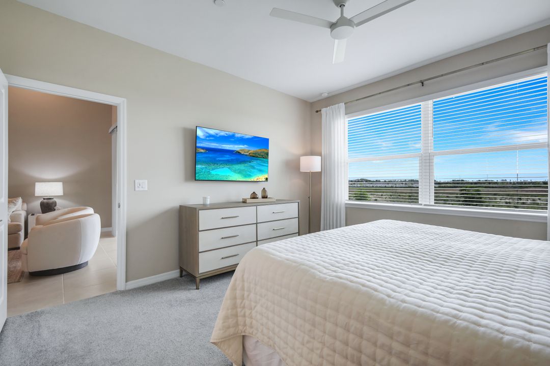 11811 Venetian Lagoon Dr #204, Fort Myers, FL 33913