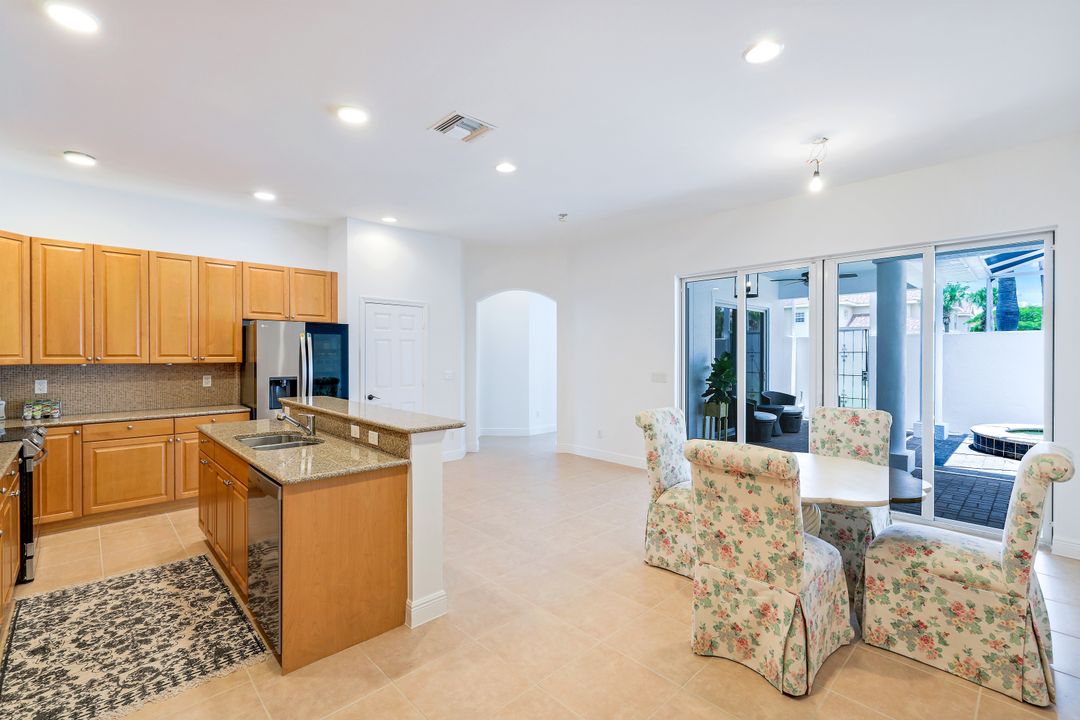 5593 Kensington Loop, Fort Myers, FL 33912