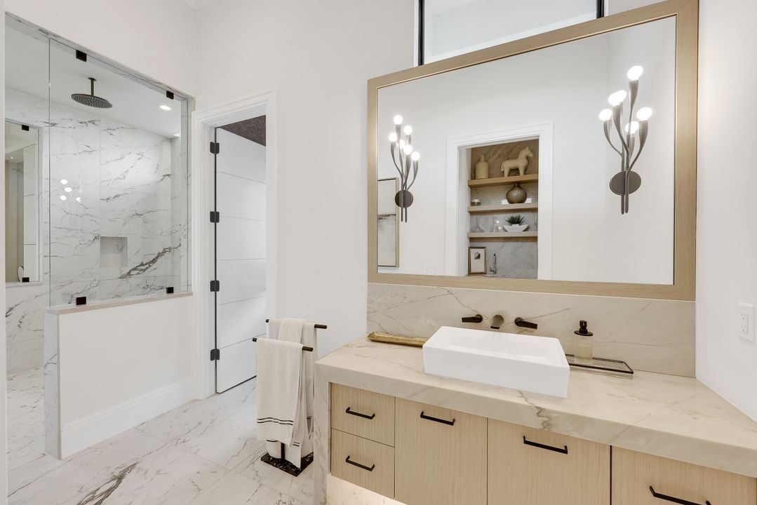 767 Park Shore Dr, Naples, FL 34103