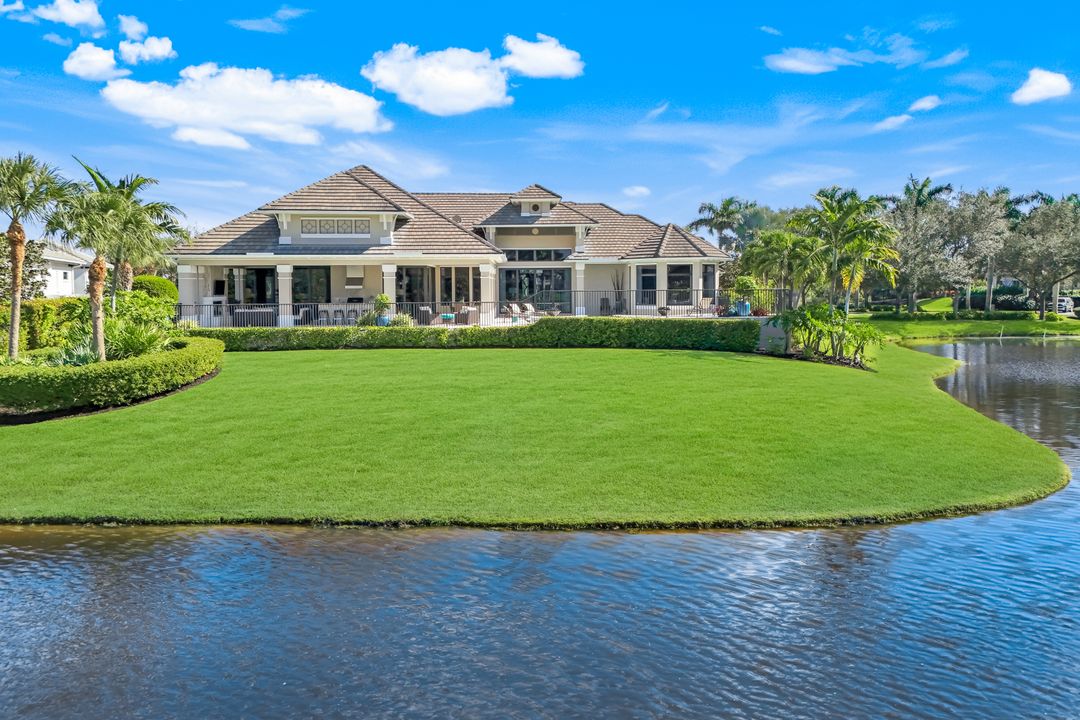 26180 Woodlyn Dr, Bonita Springs, FL 34134