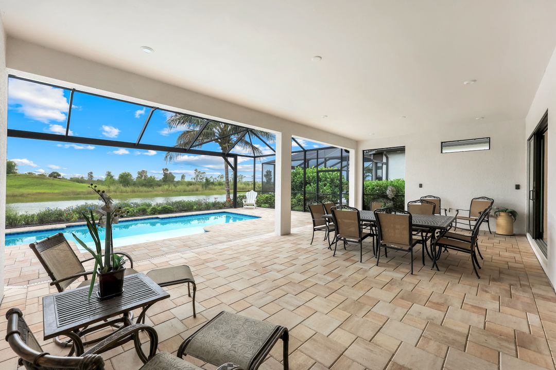 11641 Canal Grande Dr, Miromar Lakes, FL 33913