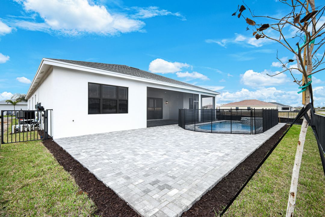 3764 Finsbury Wy, Fort Myers, FL 33905