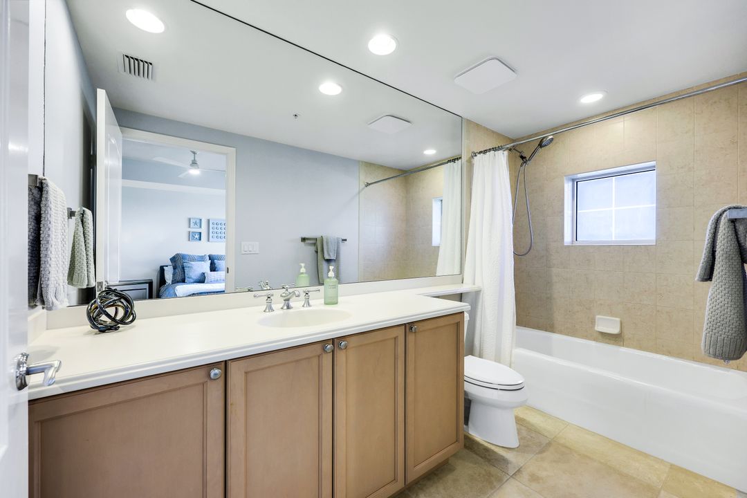 4801 Bonita Bay Blvd #2004, Bonita Springs, FL 34134