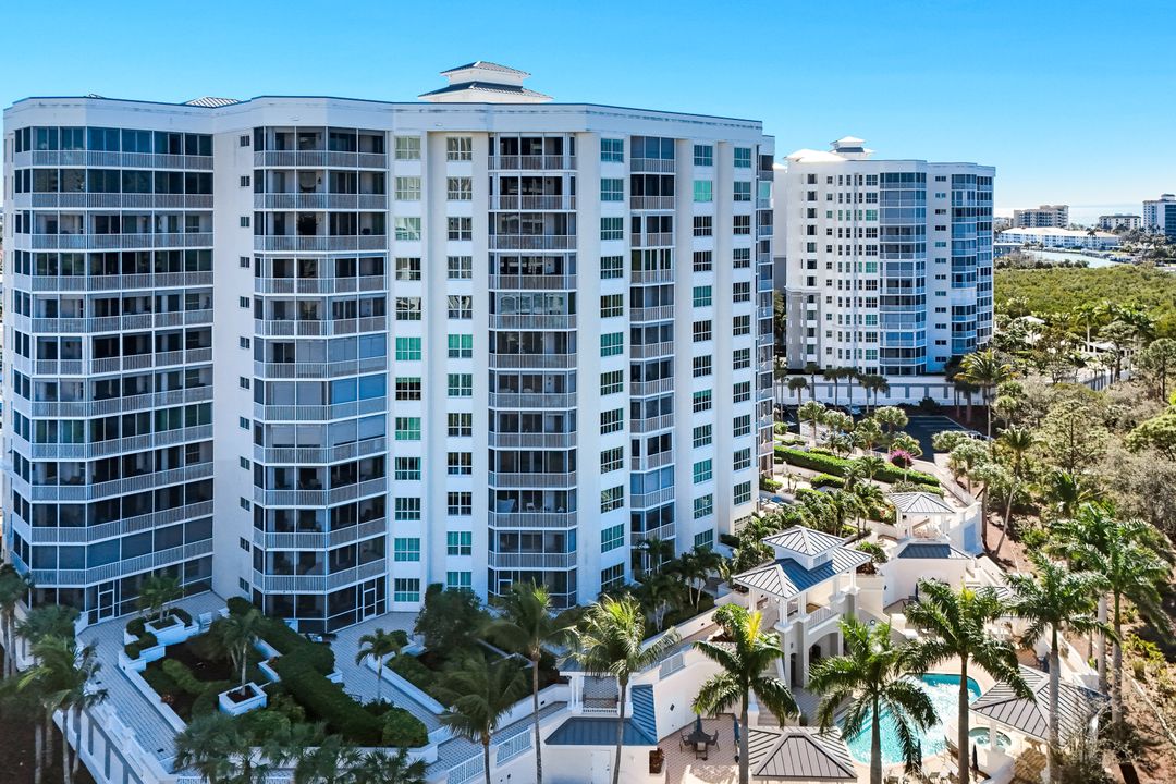 325 Dunes Blvd #604, Naples, FL 34110