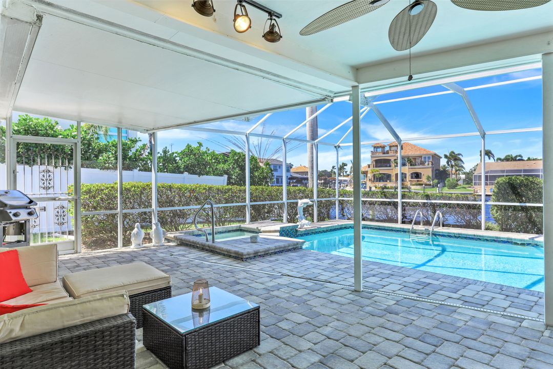 5205 Savoy Ct, Cape Coral, FL 33904