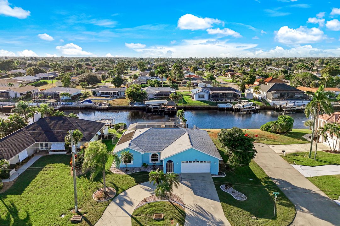 3034 SE 10th Pl, Cape Coral, FL 33904