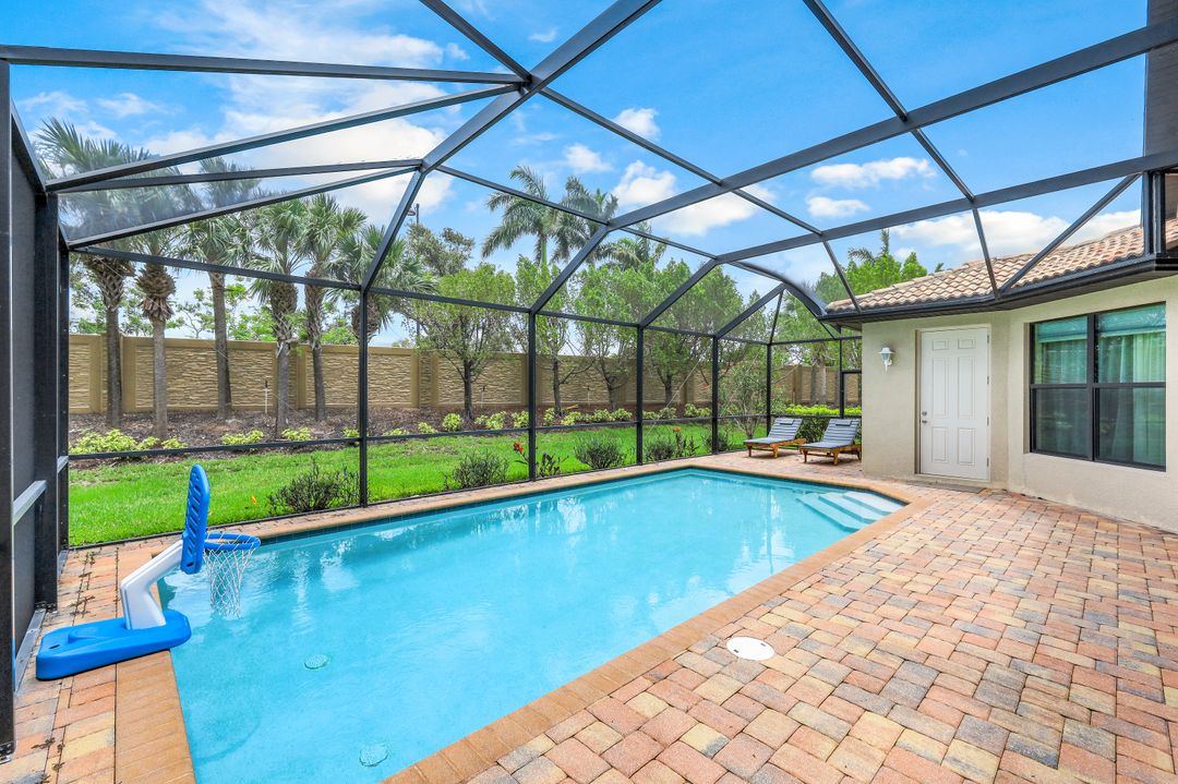 23432 Sanabria Loop, Bonita Springs, FL 34135
