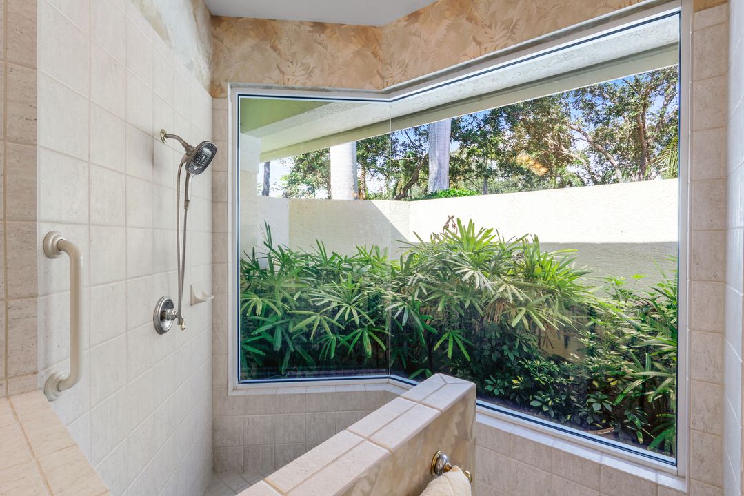10005 Idle Pine Ln, Estero, FL 34135