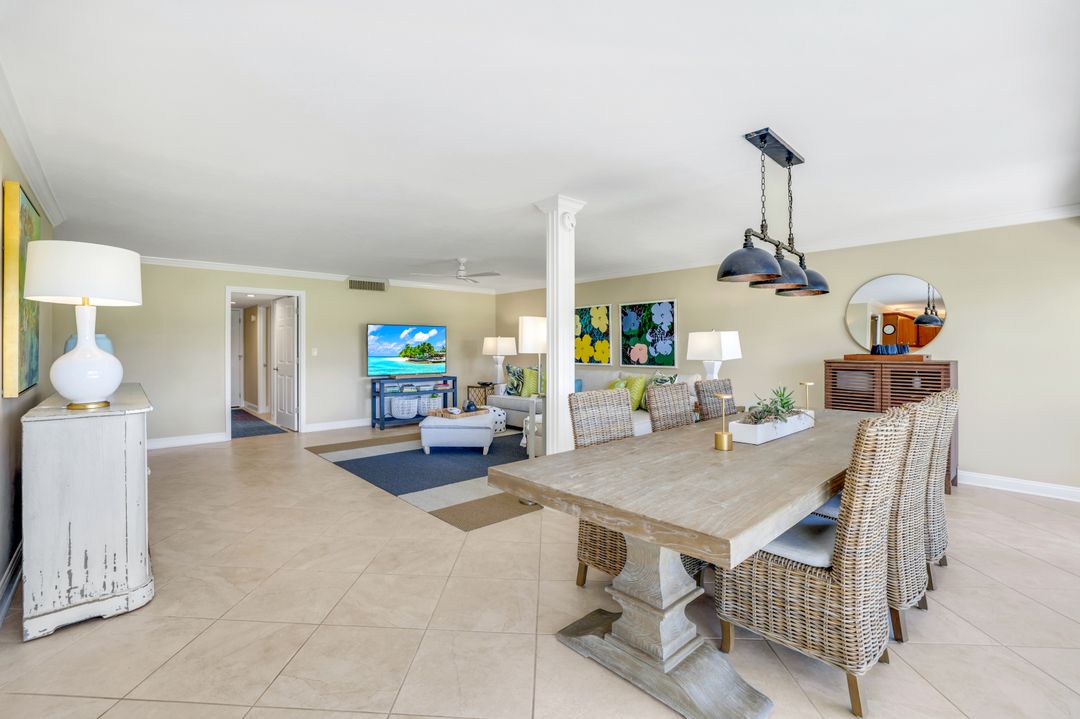 108 Wilderness Dr #132, Naples, FL 34105