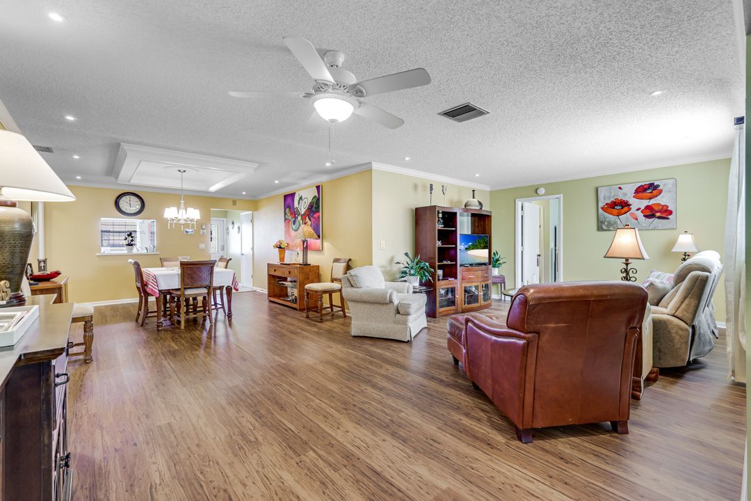 7079 Cedarhurst Dr, Fort Myers, FL 33919
