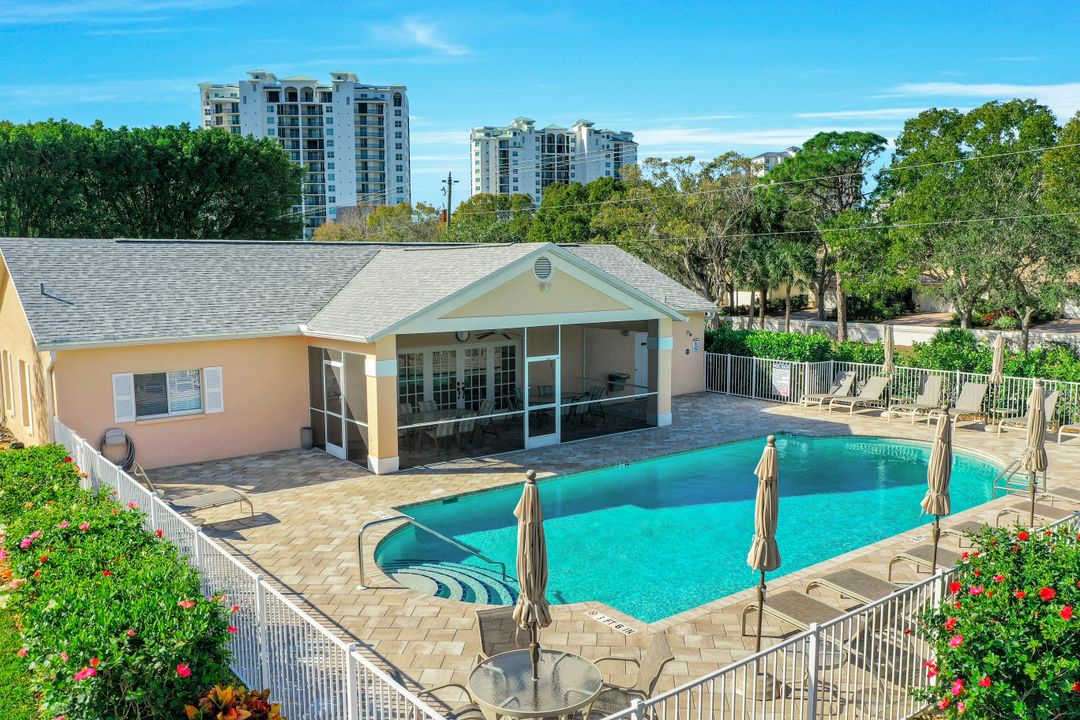 774 Wiggins Lake Dr #101, Naples, FL 34110