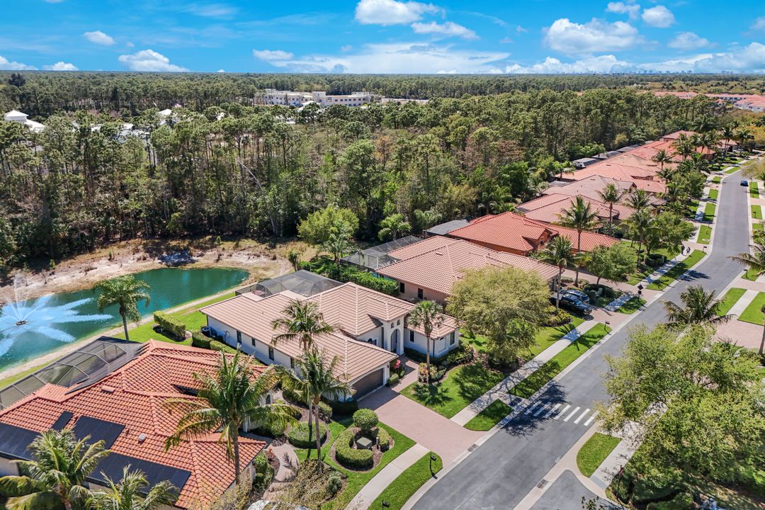 7323 Acorn Way, Naples, FL 34119