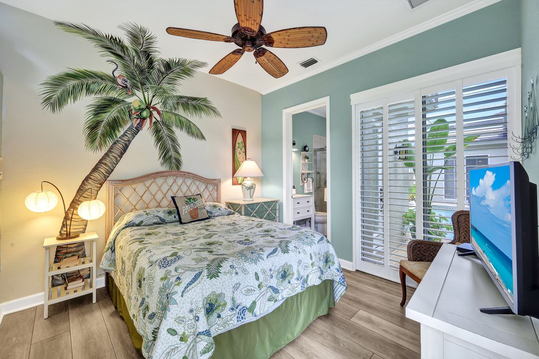 6006 Highwood Park Ln, Naples, FL 34110