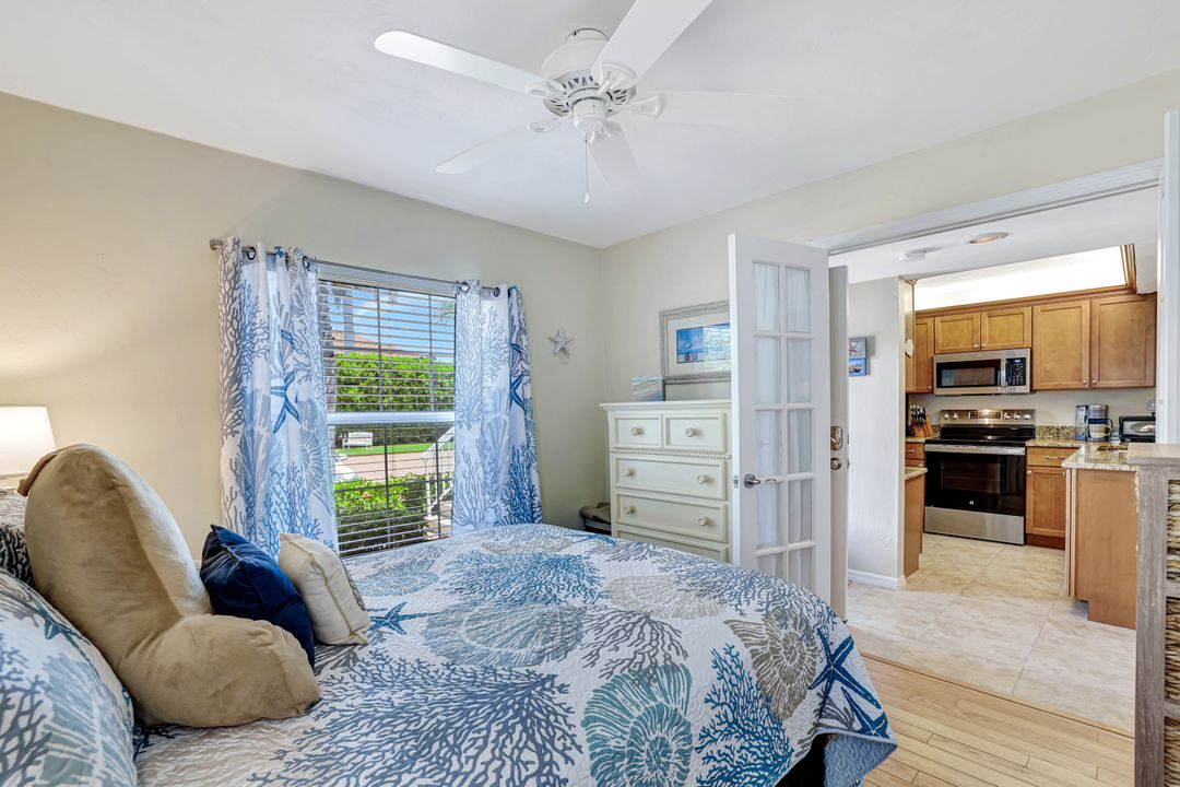 721 W Elkcam Cir #211, Marco Island, FL 34145