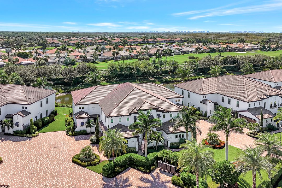 16350 Corsica Way #202, Naples, FL 34110