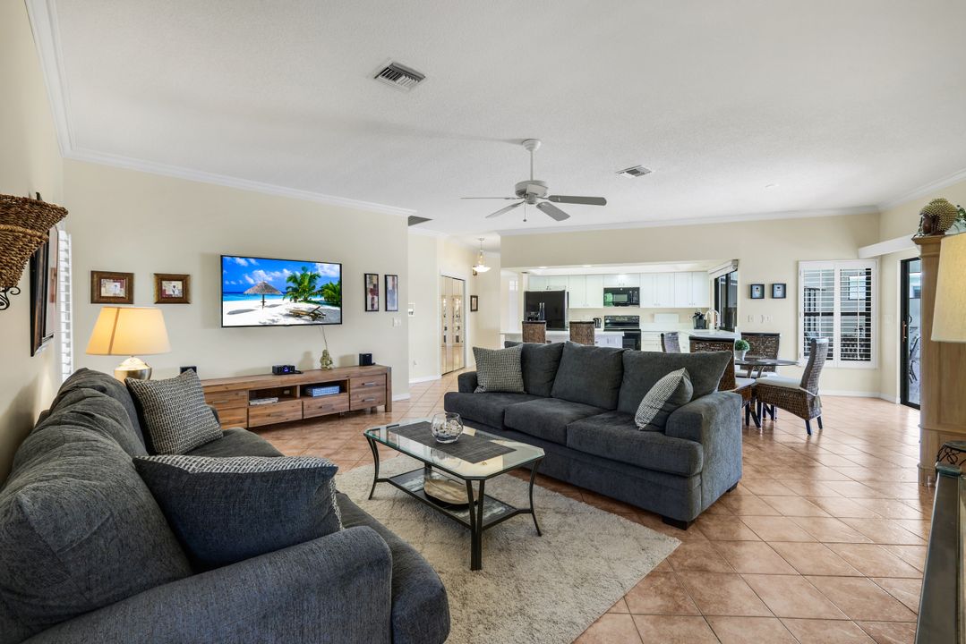 5116 SW 20th Ave, Cape Coral, FL 33914