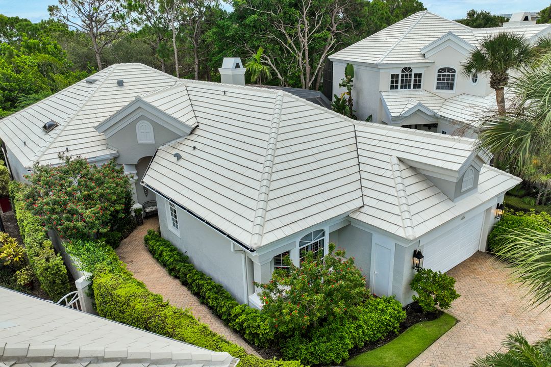 15248 Devon Green Ln, Naples, FL 34110