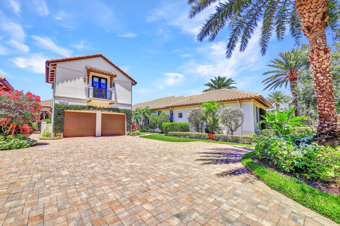 16504 Talis Park Dr, Naples, FL 34110