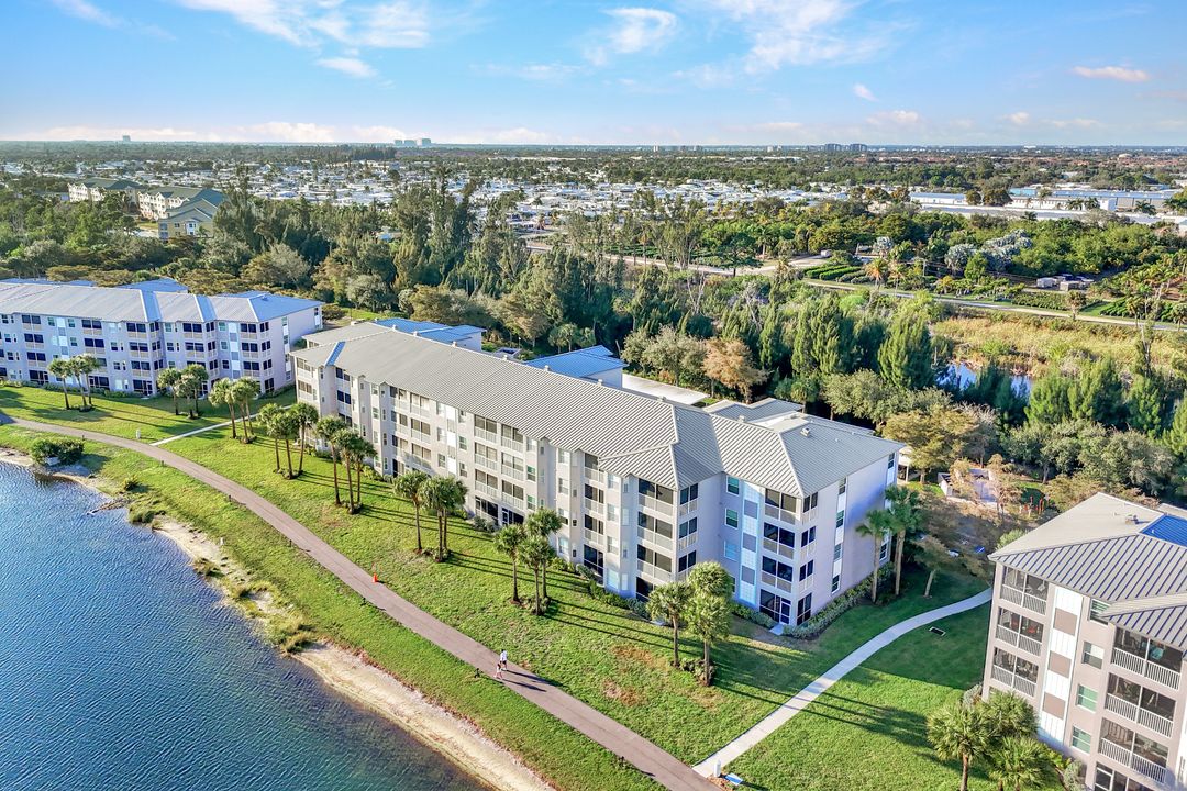 16655 Lake Cir Dr #837, Fort Myers, FL 33908