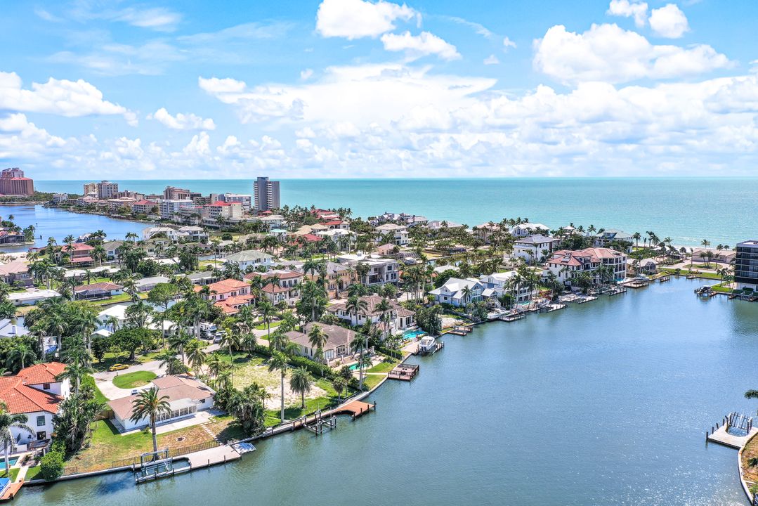 191 Seabreeze Ave, Naples, FL 34108