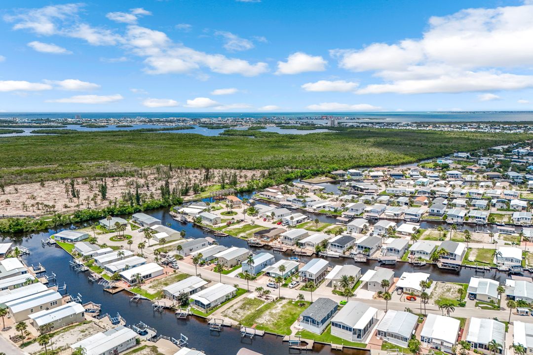 17841 Peppard Dr, Fort Myers Beach, FL 33931