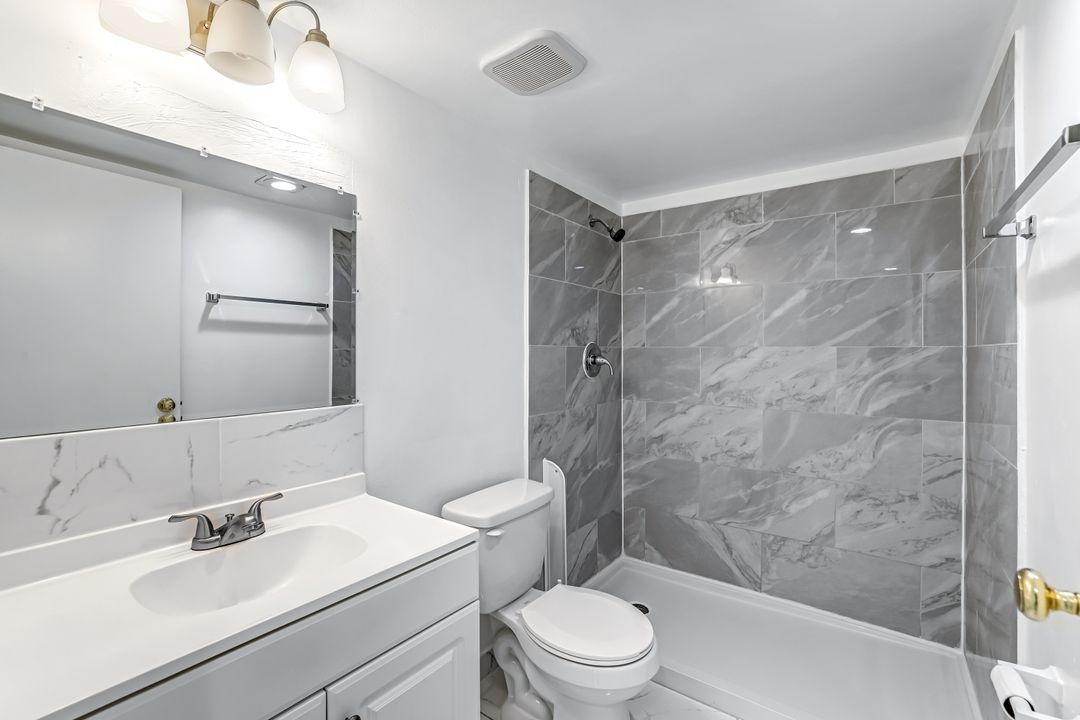 1000 Manatee Rd #A-306, Naples, FL 34114