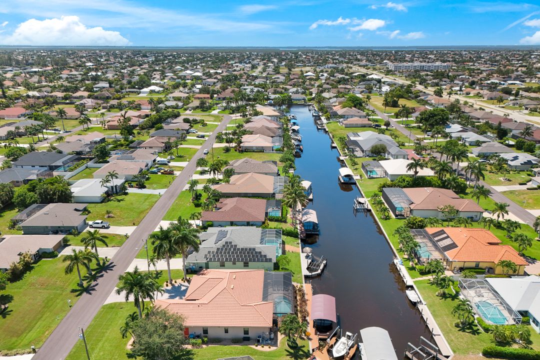 1621 SW 43rd Terrace, Cape Coral, FL 33914