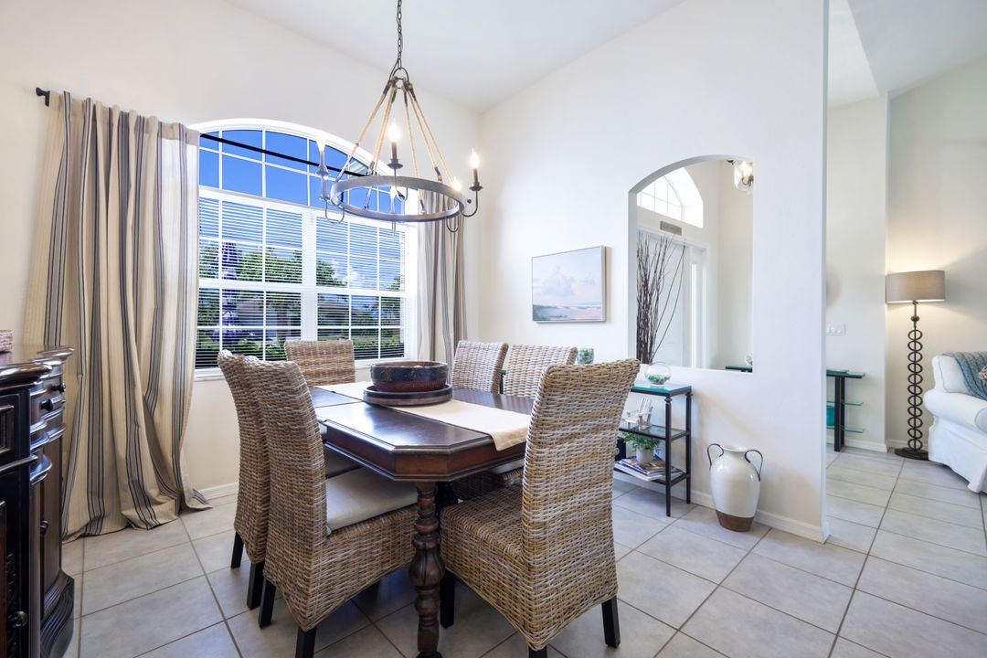 2125 Cape Coral Pkwy W, Cape Coral, FL 33914