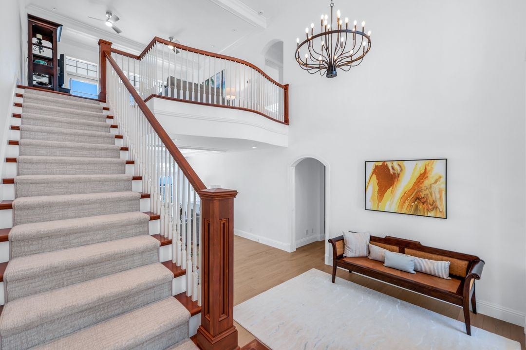 400 Springline Dr, Naples, FL 34102