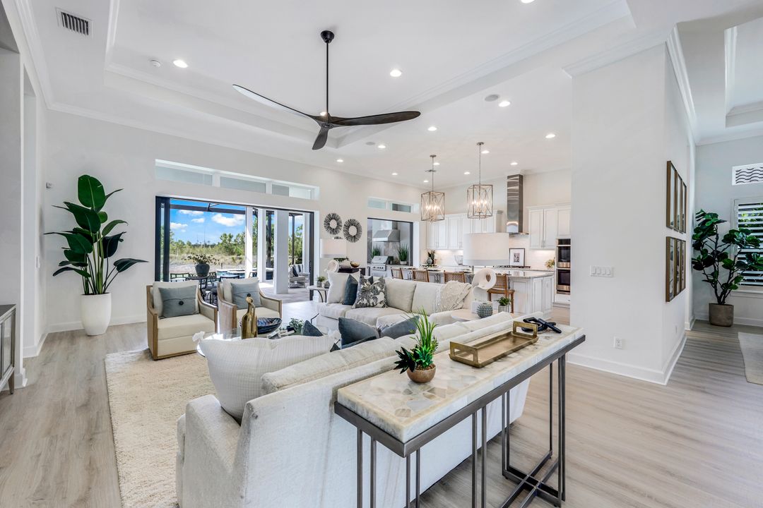 9463 Montelanico Loop, Naples, FL 34119