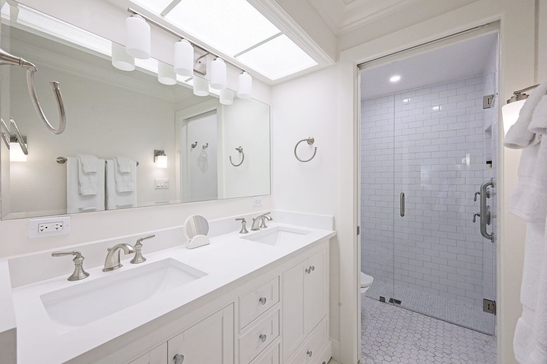 1522 Pelican Ave, Naples, FL 34102
