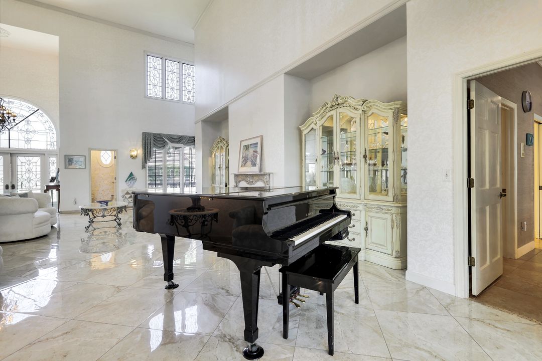 15500 Gullane Ct, Fort Myers, FL 33912