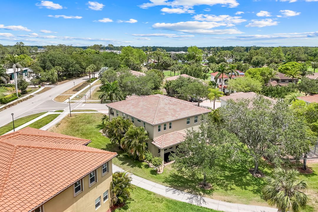 1776 Birdie Dr, Naples, FL 34120