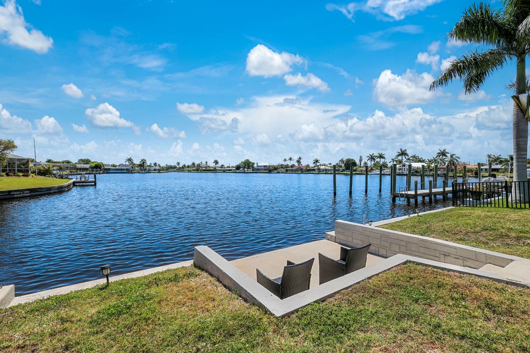4530 Vinsetta Ave, North Fort Myers, FL 33903