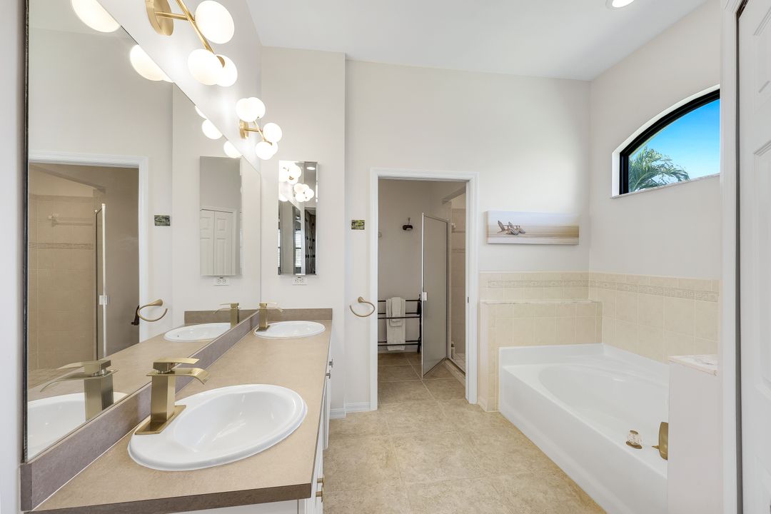 1417 SW 28th Terrace, Cape Coral, FL 33914