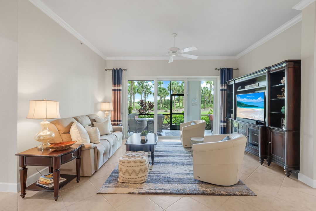 9204 Quartz Ln #101, Naples, FL 34120
