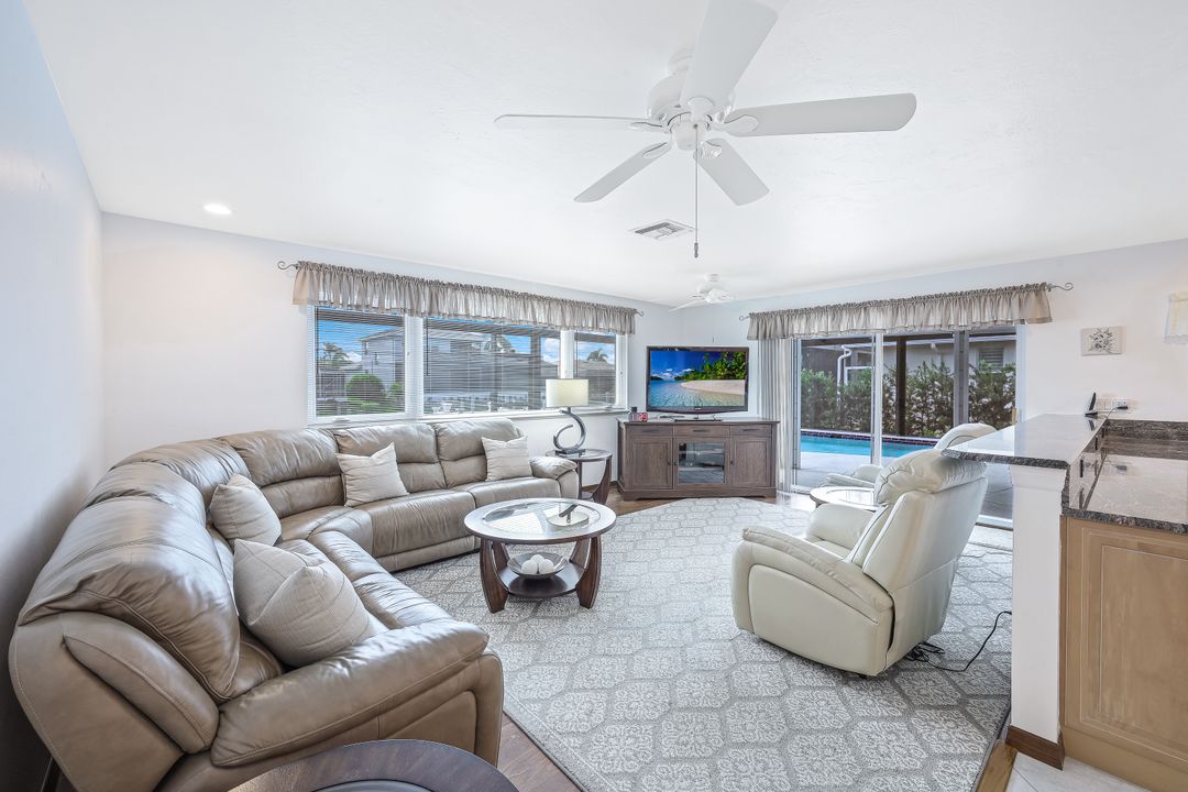 1129 Dana Ct, Marco Island, FL 34145