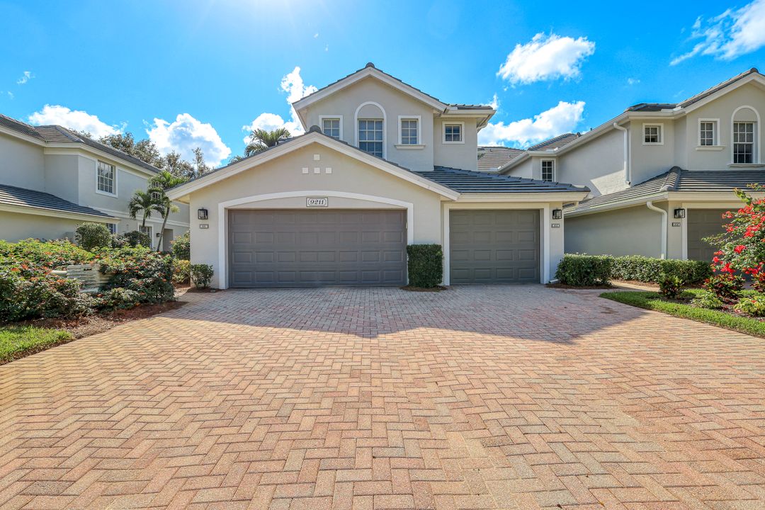 9211 Palmetto Ridge Dr #101, Bonita Springs, FL 34135