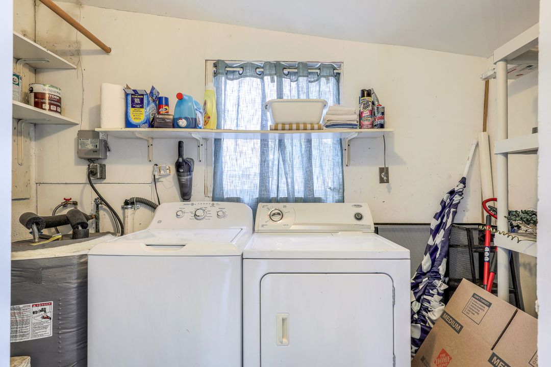 3758 12th St N, Naples, FL 34103