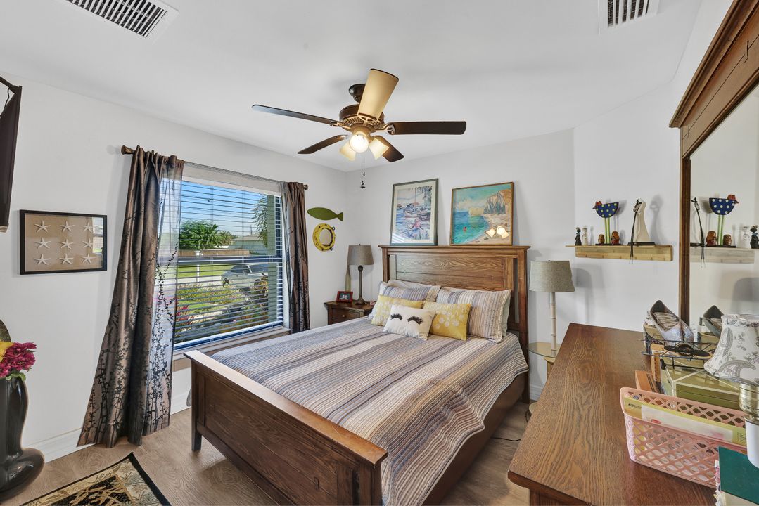 2906 NE 6th Ave, Cape Coral, FL 33909