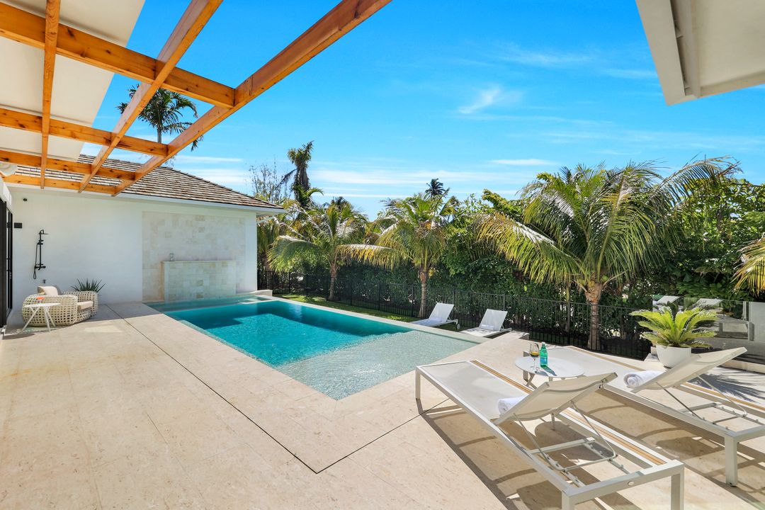 14 Sabre Ln, Naples, FL 34102